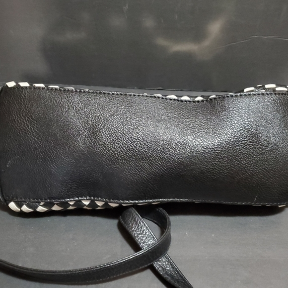 Black &White purse - Picture 6 of 14